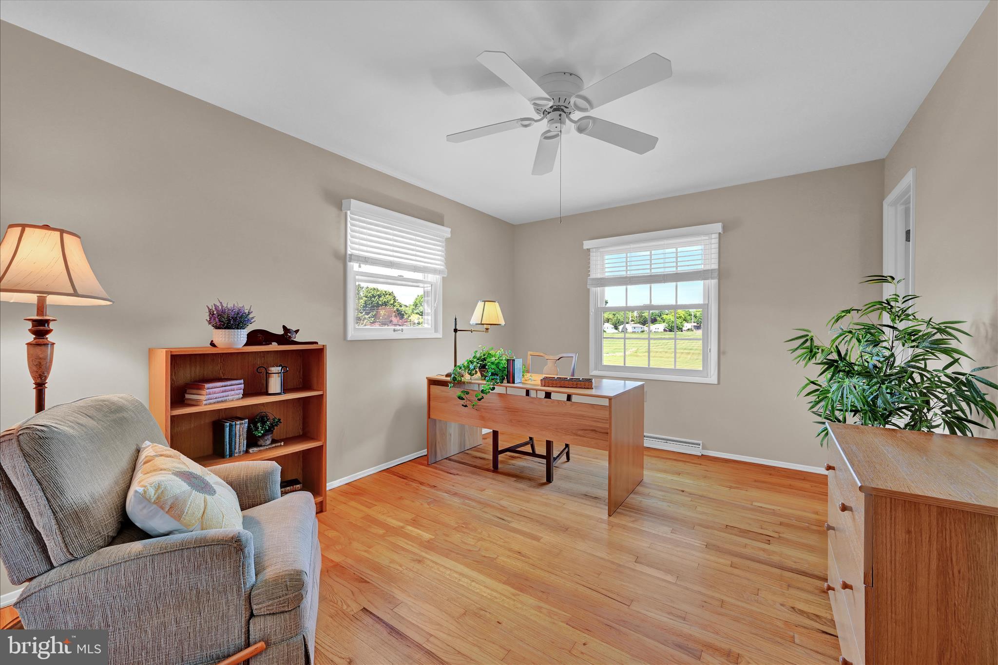826 Blue Grass Road Lancaster, PA 17601 - Photo 29 of 43 Bedroom 4