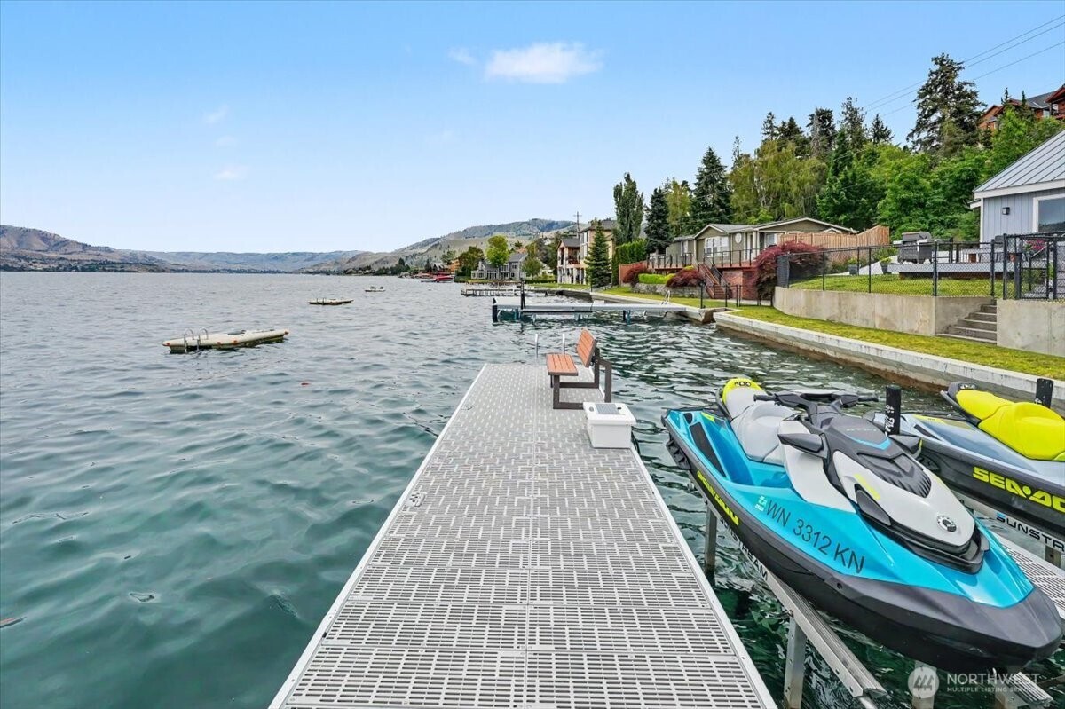 1386 South Lakeshore Road Chelan, WA 98816 - Photo 35 of 40