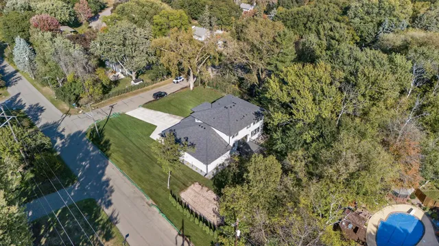 $1,595,000 | 14329 Prince Place, Minnetonka, MN 55345