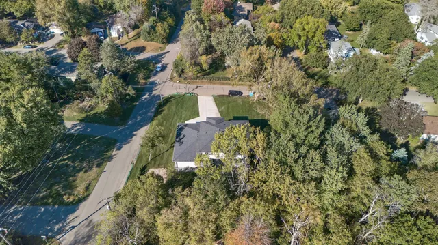 $1,595,000 | 14329 Prince Place, Minnetonka, MN 55345