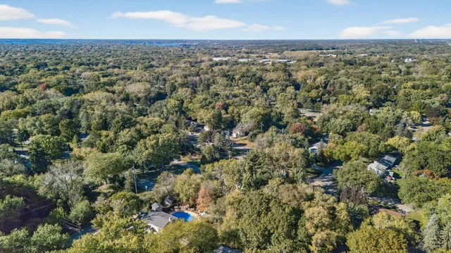 $1,595,000 | 14329 Prince Place, Minnetonka, MN 55345