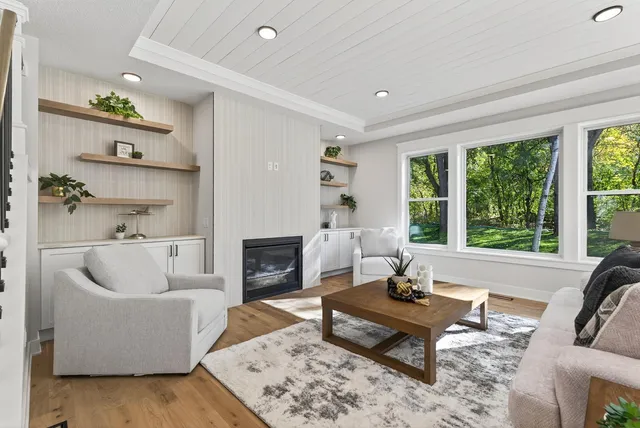 $1,595,000 | 14329 Prince Place, Minnetonka, MN 55345