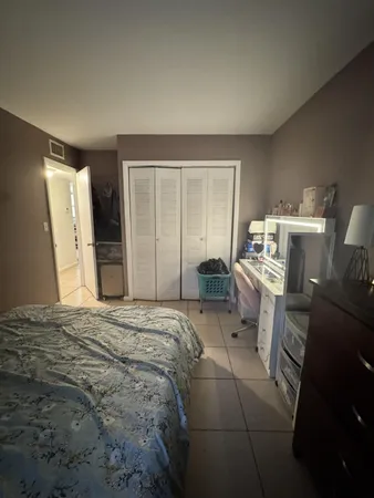 $150,000 | 101 Northeast 41st Street, Unit 17A, Oakland Park, FL 33334