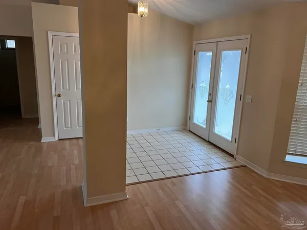 $1,895 | 1841 Southbay Drive, Pensacola, FL 32506