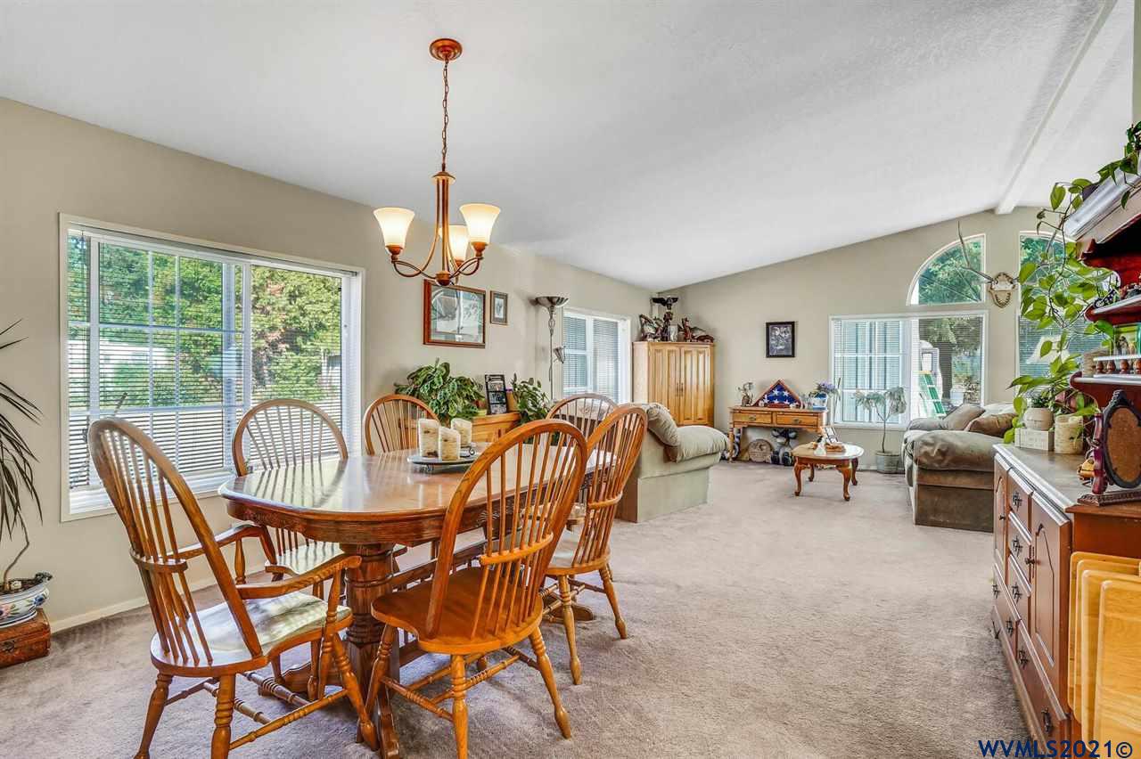 30439 Fairview Road Lebanon, OR 97355 - Photo 13 of 40 Gallery Image 13