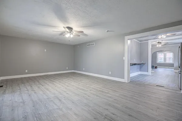 $349,900 | 637 Ludlow Street, Lawrenceburg, IN 47025