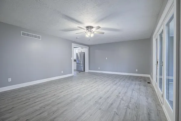 $349,900 | 637 Ludlow Street, Lawrenceburg, IN 47025