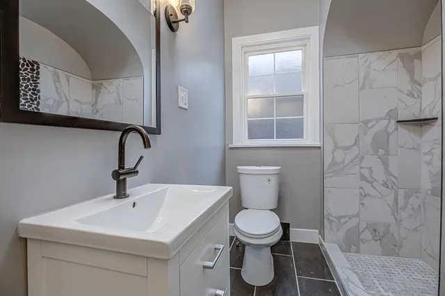 $359,900 | 637 Ludlow Street, Lawrenceburg, IN 47025