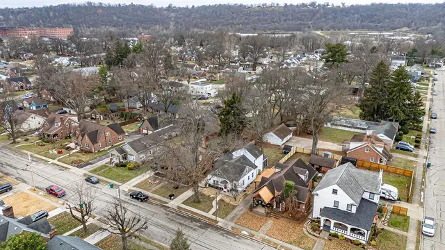 $359,900 | 637 Ludlow Street, Lawrenceburg, IN 47025