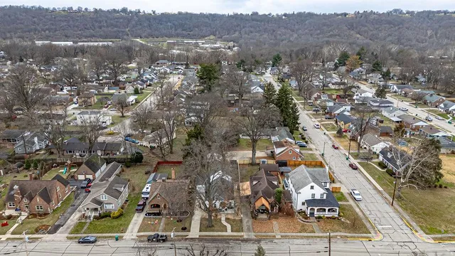 $359,900 | 637 Ludlow Street, Lawrenceburg, IN 47025