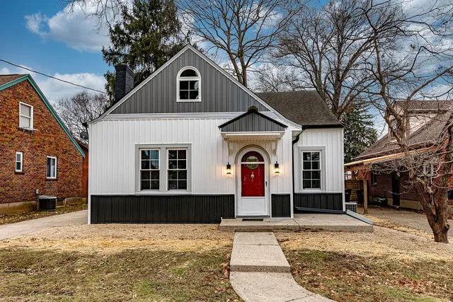 $359,900 | 637 Ludlow Street, Lawrenceburg, IN 47025