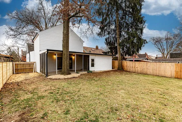 $359,900 | 637 Ludlow Street, Lawrenceburg, IN 47025