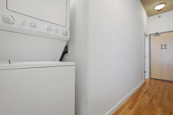 $239,000 | 1620 South Michigan Avenue, Unit 418, Chicago, IL 60616
