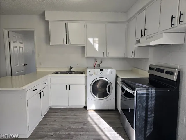 $1,000 | 2937 Stewart Avenue, Unit 1, Las Vegas, NV 89101