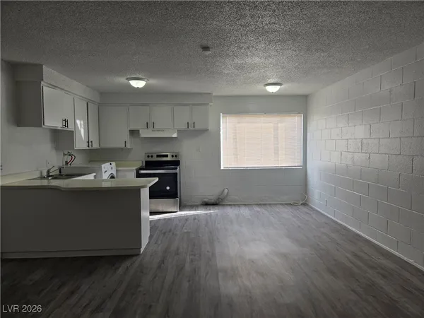 $950 | 2937 Stewart Avenue, Unit 1, Las Vegas, NV 89101