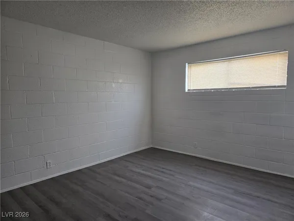 $950 | 2937 Stewart Avenue, Unit 1, Las Vegas, NV 89101