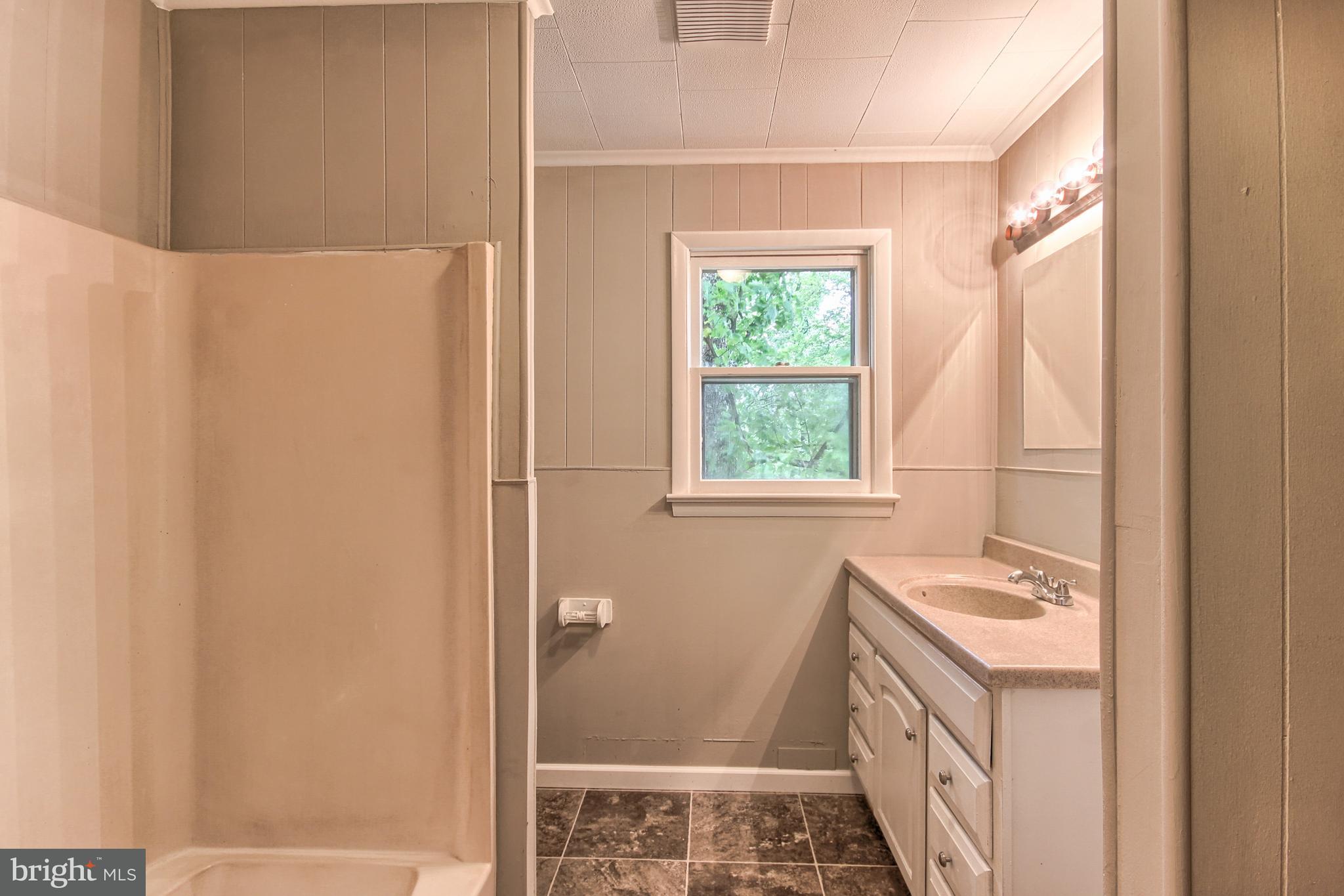 96 Rocky Road Biglerville, PA 17307 - Photo 15 of 31 Gallery Image 15