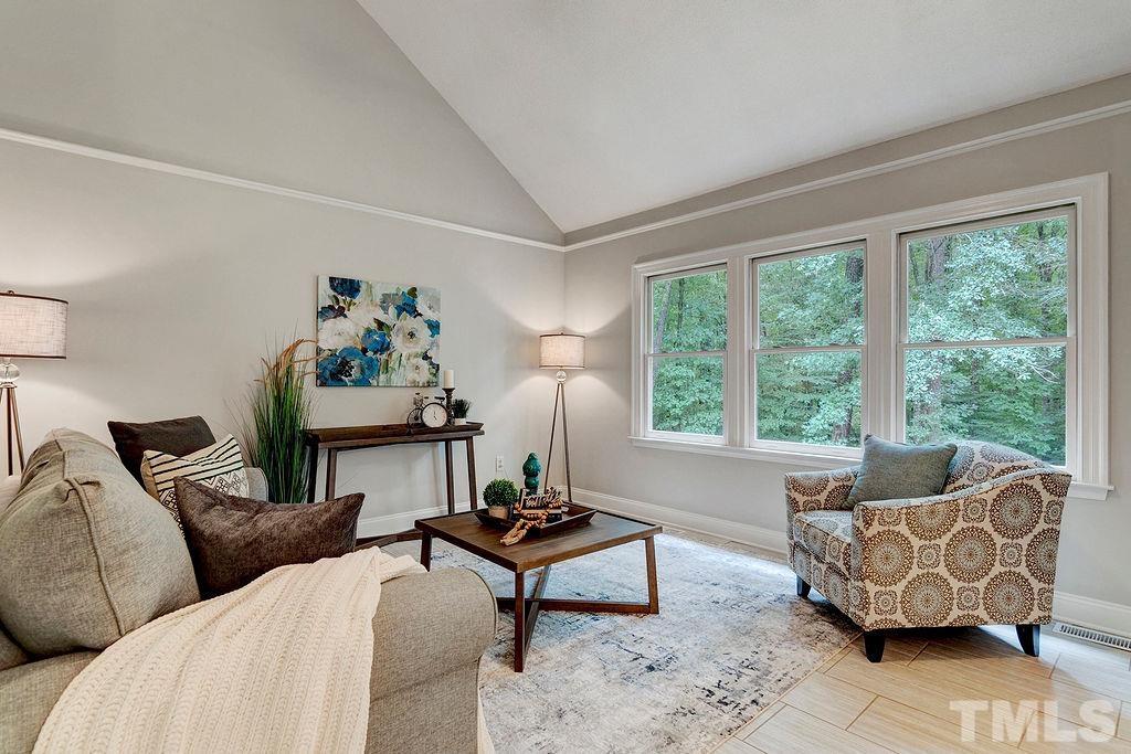 4729 Shilling Court Raleigh, NC 27606 - Photo 11 of 30 Gallery Image 11