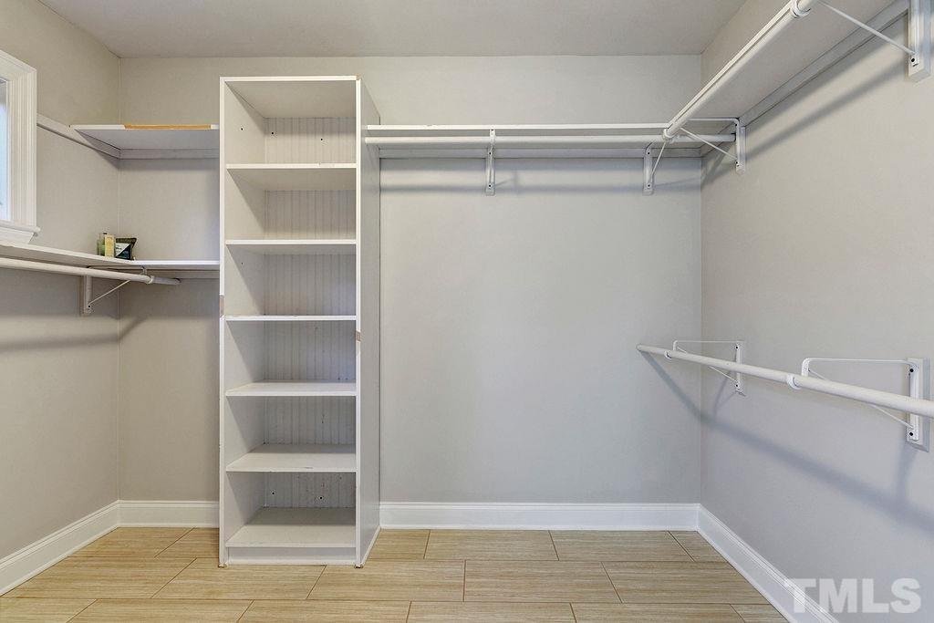 4729 Shilling Court Raleigh, NC 27606 - Photo 17 of 30 Gallery Image 17