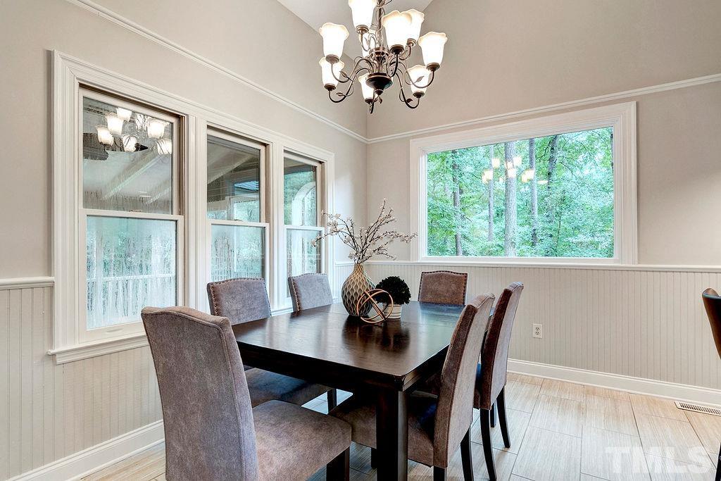 4729 Shilling Court Raleigh, NC 27606 - Photo 8 of 30 Gallery Image 8