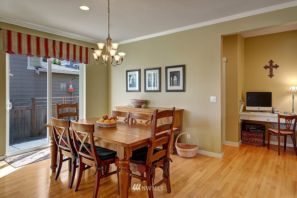 586 Alpine Ridge Place Northwest Issaquah, WA 98027 - Photo 8 of 25
