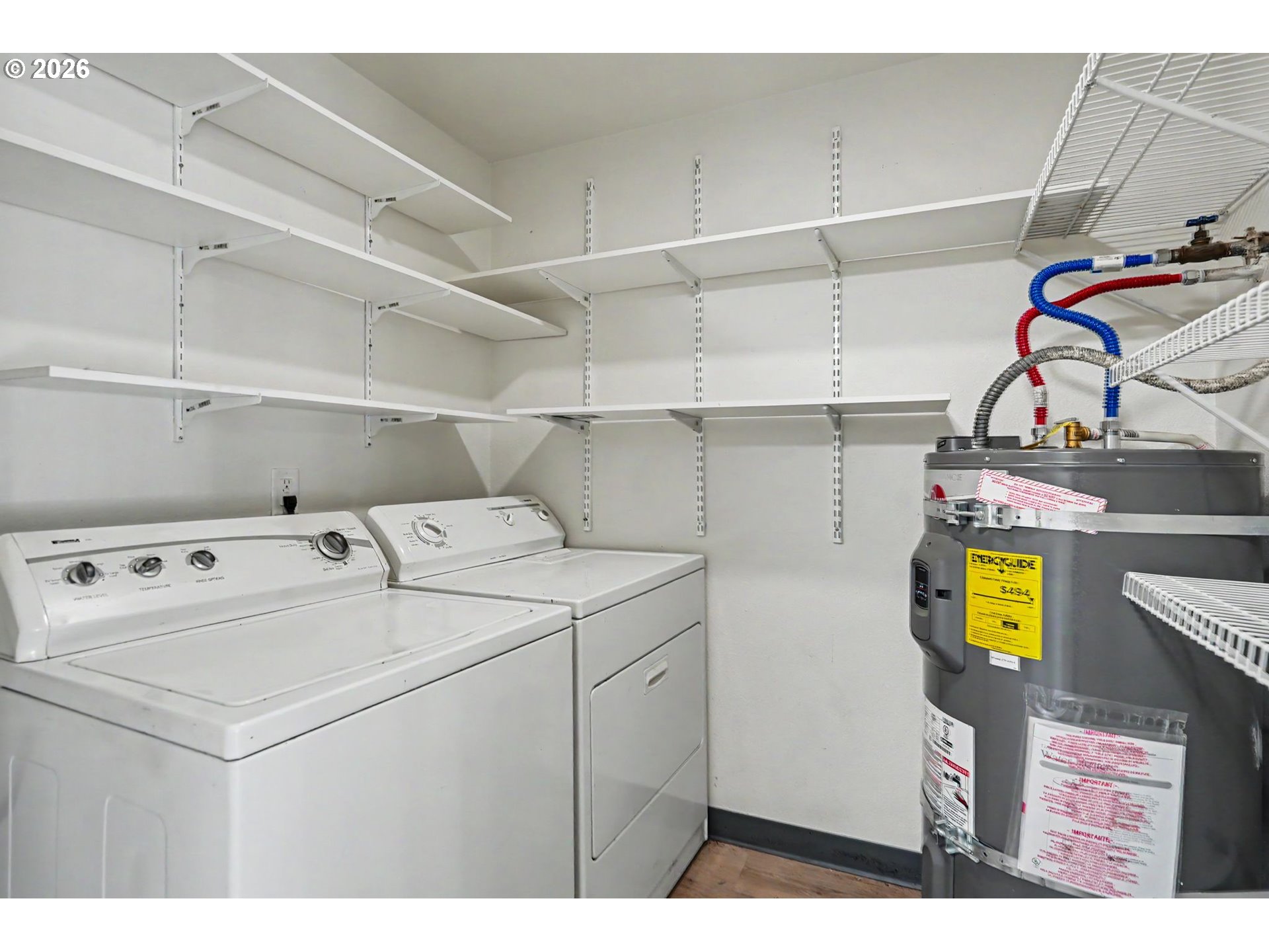 777 Boone Road Southeast, Unit 12 Salem, OR 97302 - Photo 11 of 16 a utility room with dryer and washer