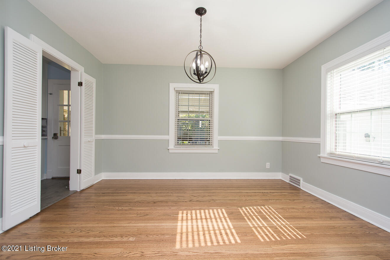 217 Woodcleft Road Louisville, KY 40222 - Photo 9 of 65 Dining Room