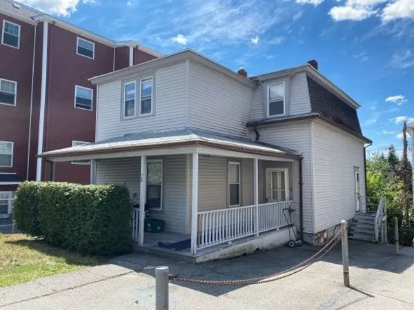 $3,000 | 23 Lancaster Street, Worcester, MA 01609