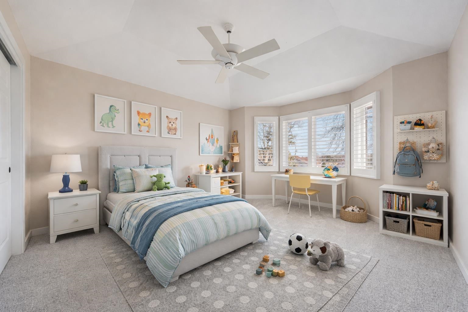 1051 South Oakwood Road Oshkosh, WI 54904 - Photo 34 of 59