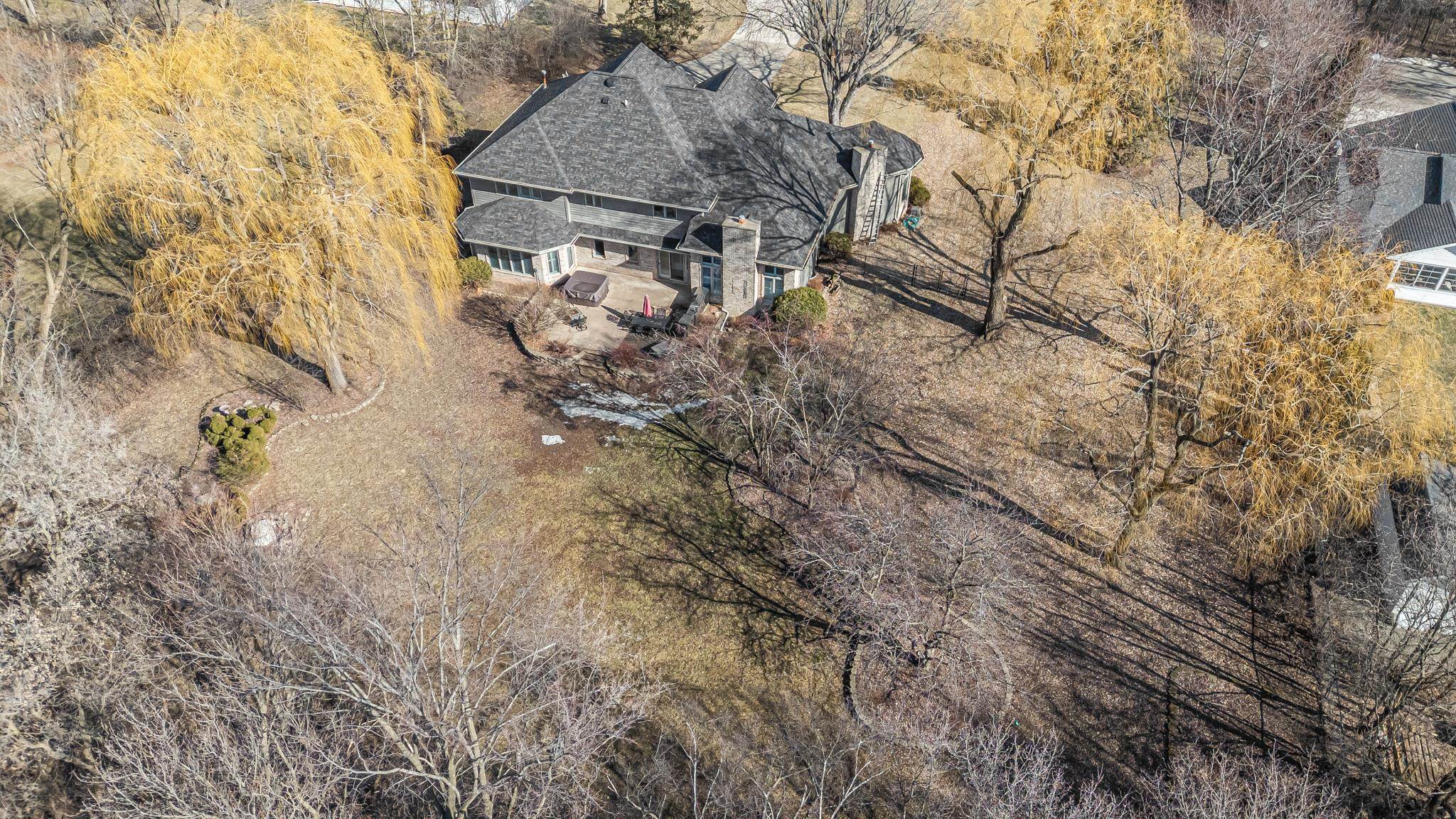 1051 South Oakwood Road Oshkosh, WI 54904 - Photo 54 of 59