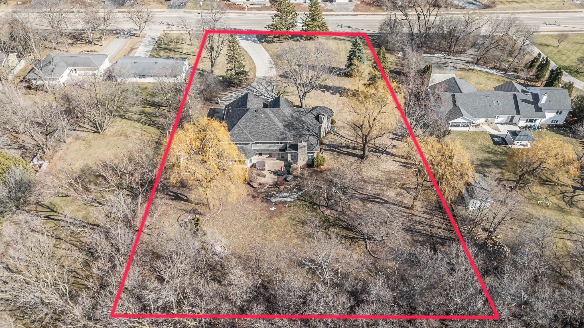 1051 South Oakwood Road Oshkosh, WI 54904 - Photo 58 of 59