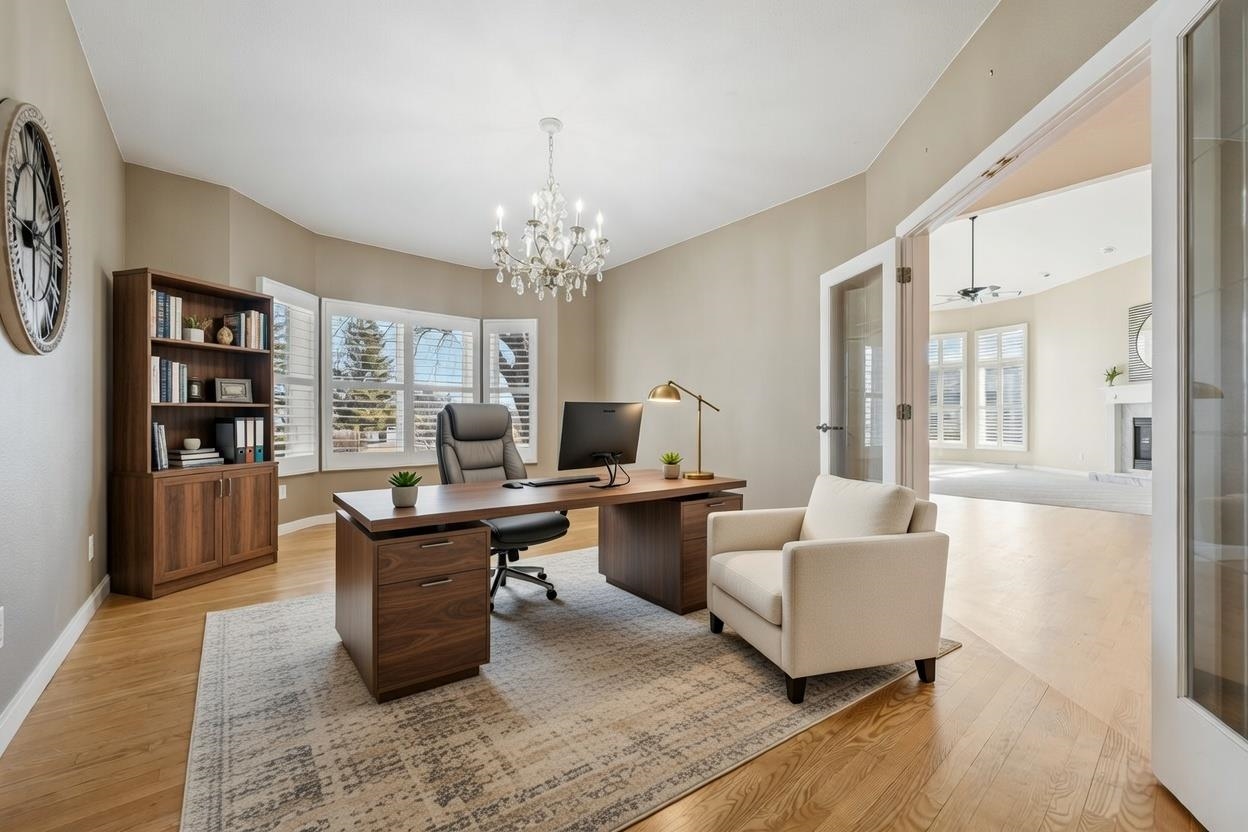 1051 South Oakwood Road Oshkosh, WI 54904 - Photo 9 of 59