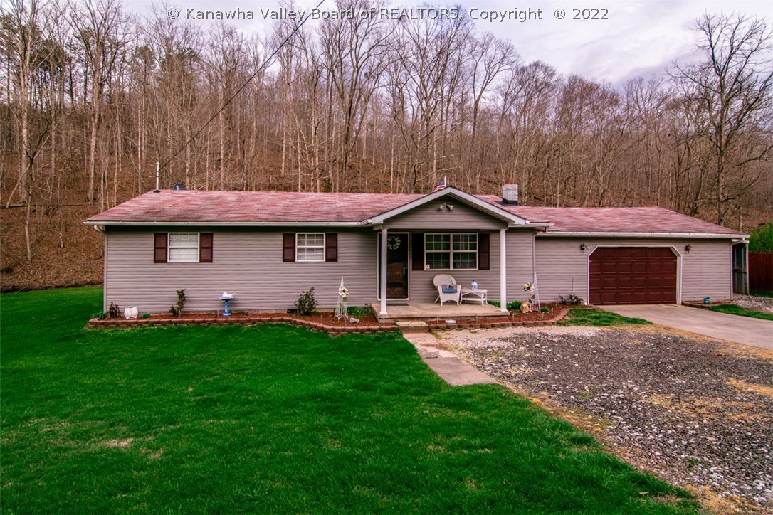 630 Belgrove Road Kenna, WV 25248 - Photo 1 of 17 Gallery Image 1