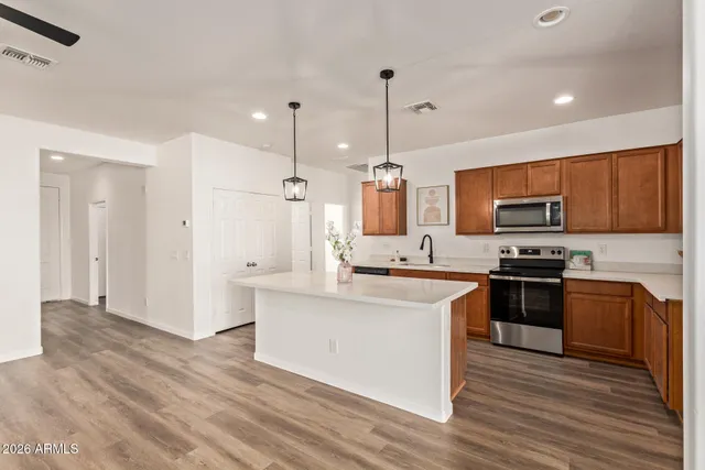 $2,500 | 17534 West Villa Chula Lane, Surprise, AZ 85387