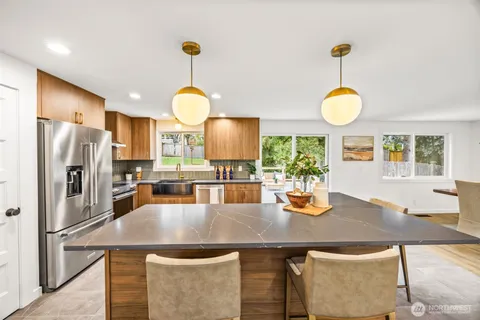 $1,575,000 | 6225 122nd Avenue Southeast, Bellevue, WA 98006