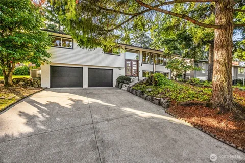 $1,575,000 | 6225 122nd Avenue Southeast, Bellevue, WA 98006