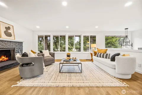 $1,575,000 | 6225 122nd Avenue Southeast, Bellevue, WA 98006