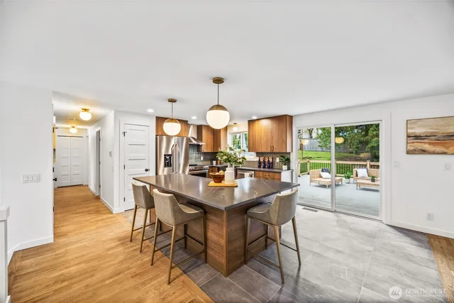 $1,550,000 | 6225 122nd Avenue Southeast, Bellevue, WA 98006