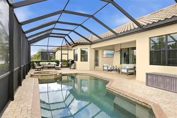 $685,000 | 20233 Cristoforo Place, Venice, FL 34293