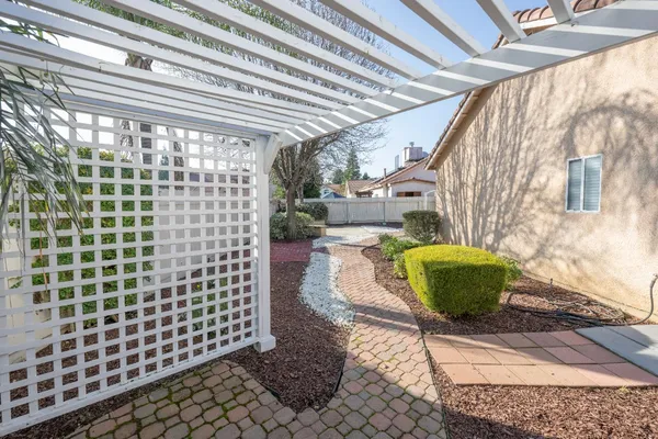 $432,000 | 2652 Morris Avenue, Clovis, CA 93611