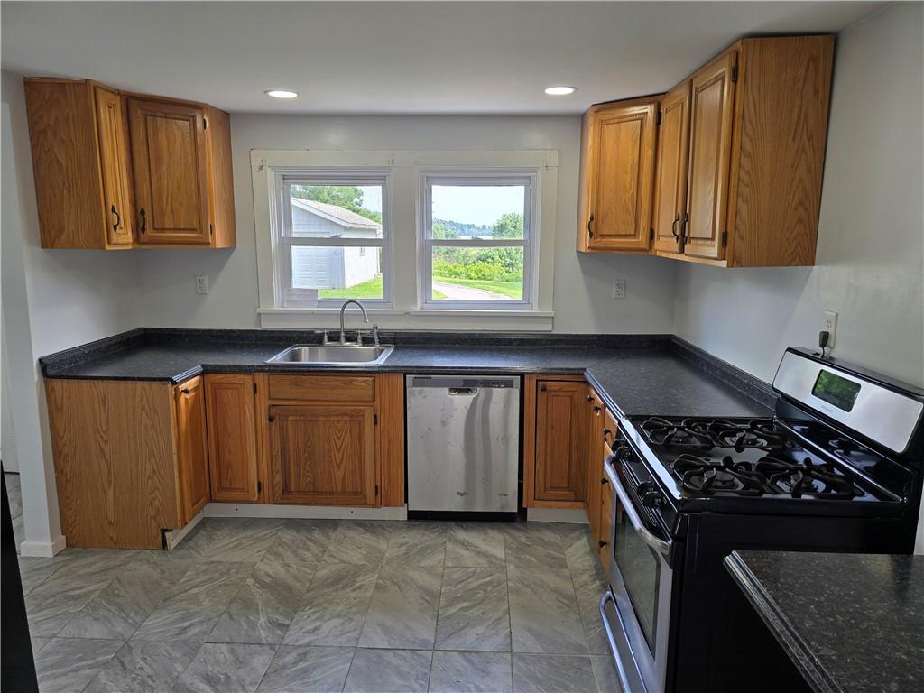 101 Sandy Hill Road Valencia, PA 16059 - Photo 8 of 17