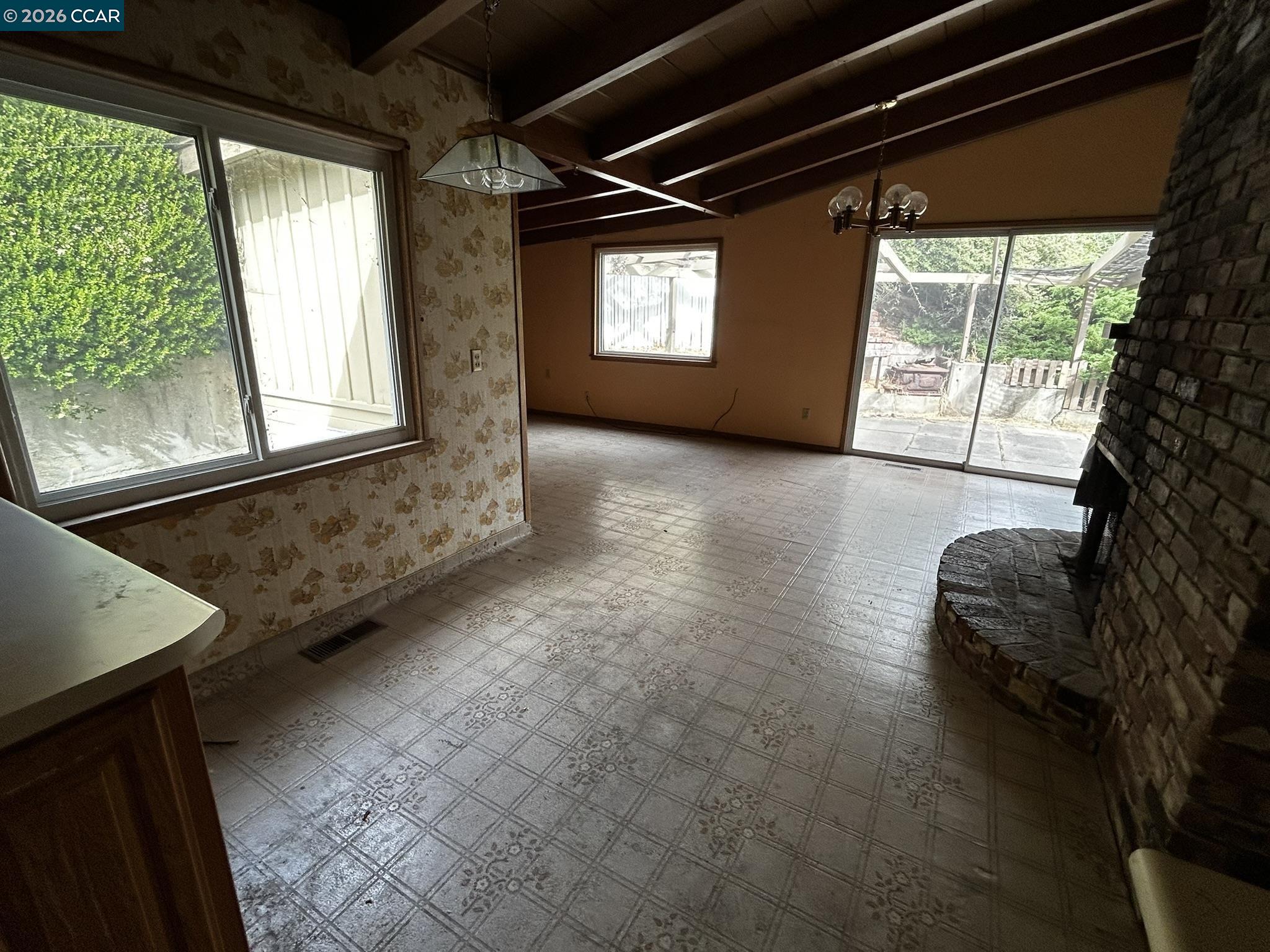 1556 Springbrook Road Walnut Creek, CA 94597 - Photo 16 of 60 Gallery Image 16