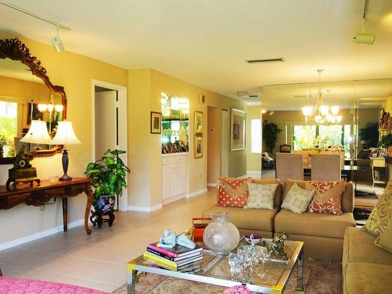 Undisclosed Address Boca Raton, FL 33433 - Photo 11 of 28 Exterior Front