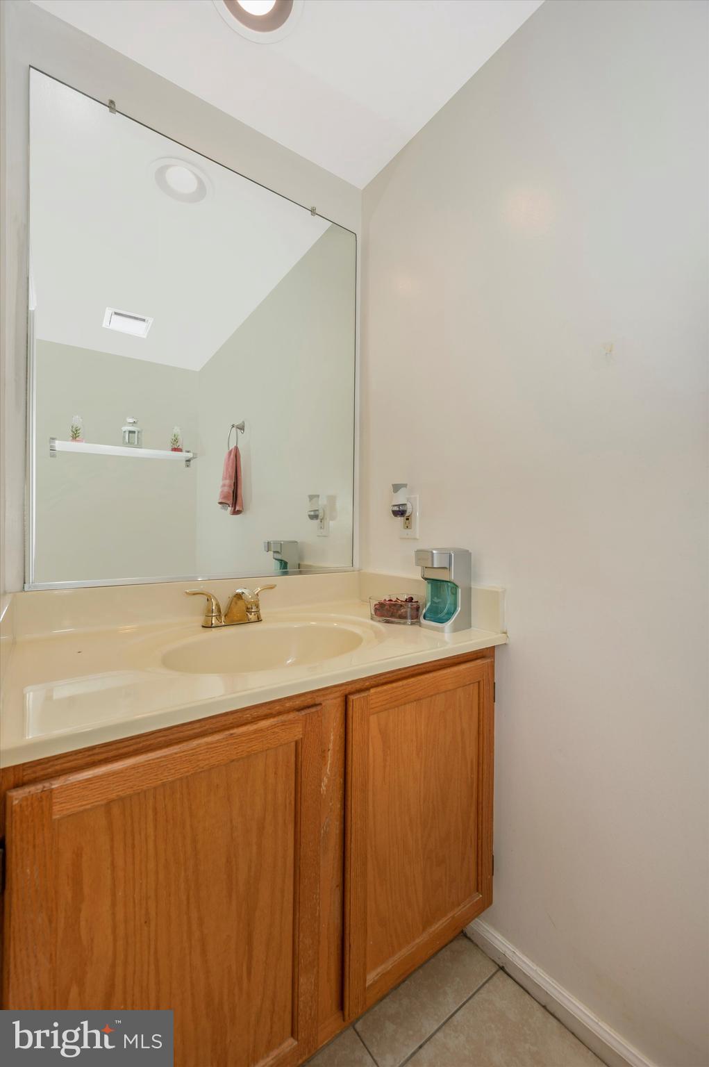 12234 Apache Tears Circle Laurel, MD 20708 - Photo 21 of 54 Gallery Image 21