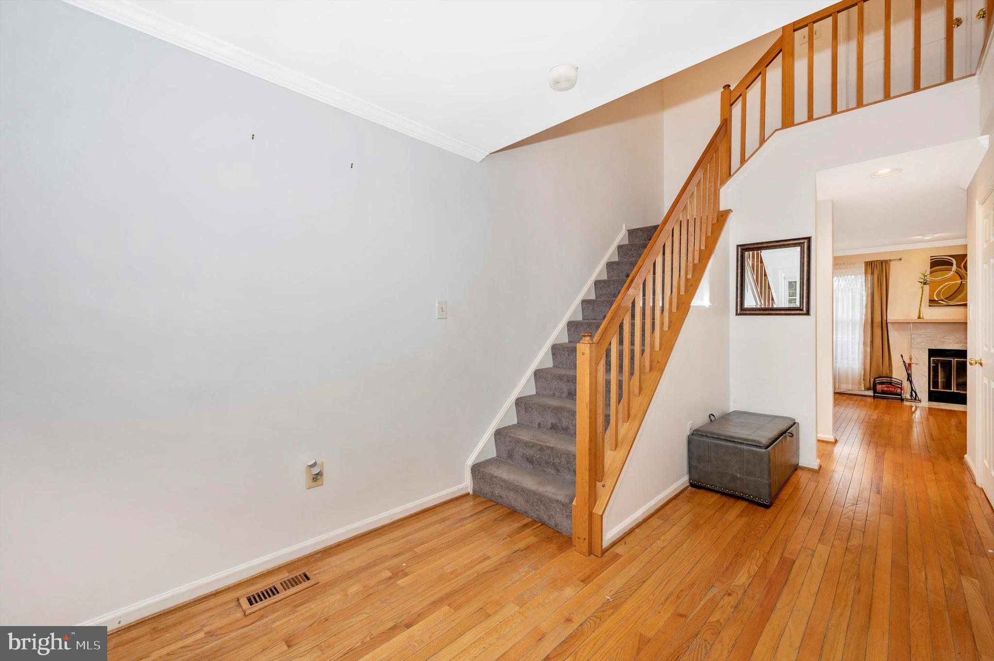 12234 Apache Tears Circle Laurel, MD 20708 - Photo 4 of 54 Gallery Image 4
