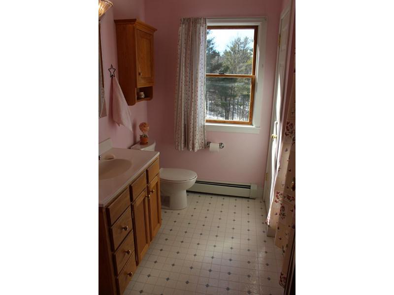 47 Dewitt Hill Road Durham, ME 04222 - Photo 20 of 29 Bathroom.