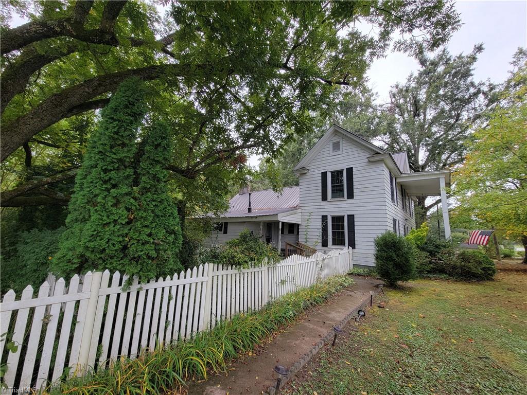 948 Grooms Road Reidsville, NC 27320 - Photo 22 of 26 Gallery Image 22