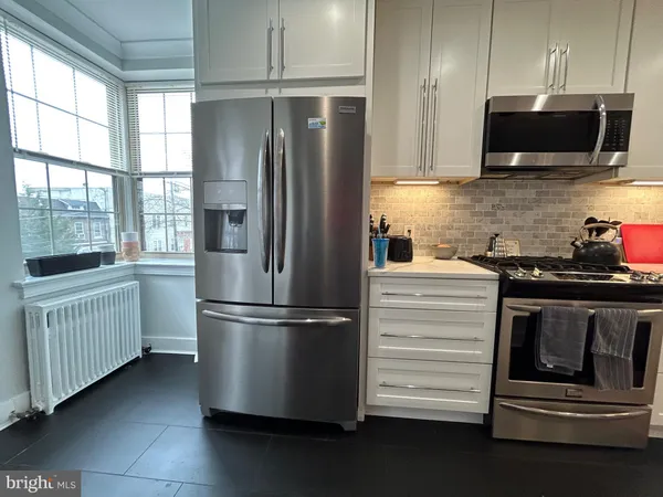 $2,000 | 939 Longfellow Street Northwest, Unit 203, Washington, DC 20011