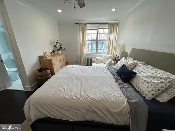 $2,000 | 939 Longfellow Street Northwest, Unit 203, Washington, DC 20011