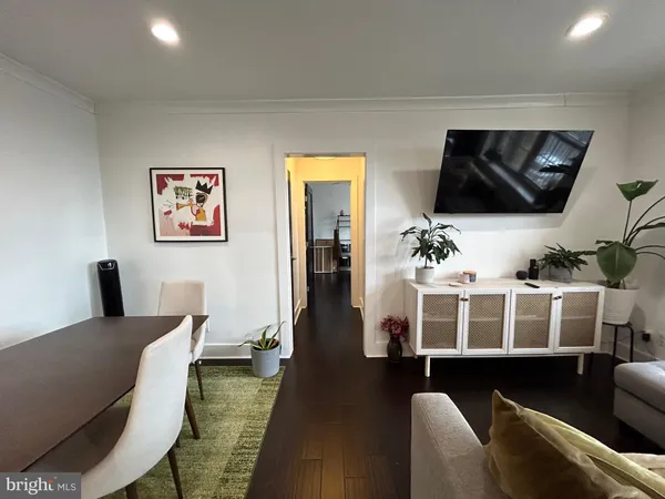 $2,000 | 939 Longfellow Street Northwest, Unit 203, Washington, DC 20011